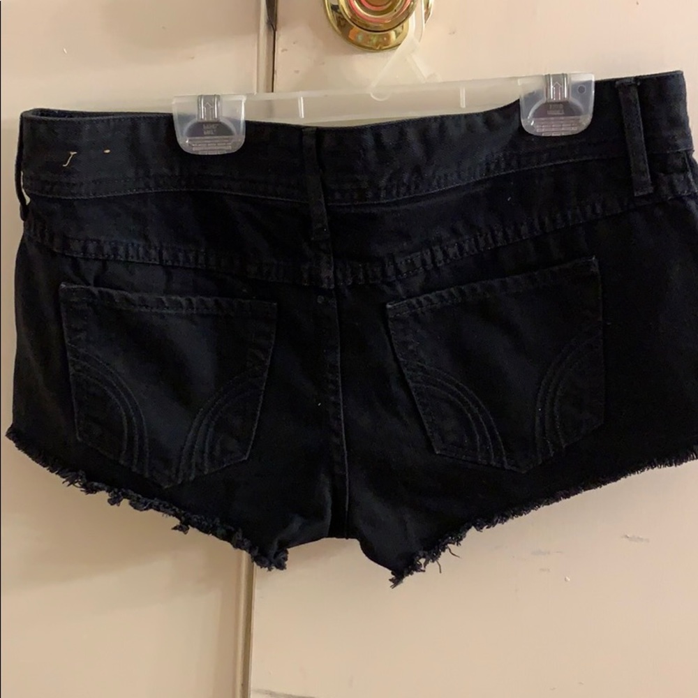 HOLLISTER SHORTS - Picture 2 of 5